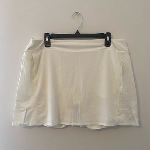 NIKE Flex Dri-Fit White Golf Skirt